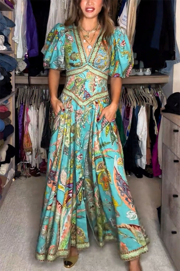 Dress maxi Airy with sleeves puff and neckline in V