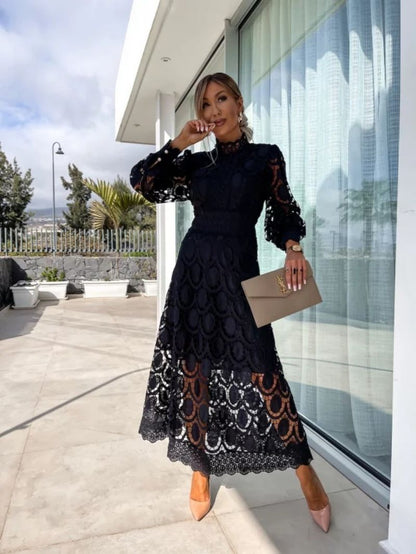 Noor - Dress of Encaje Romantic