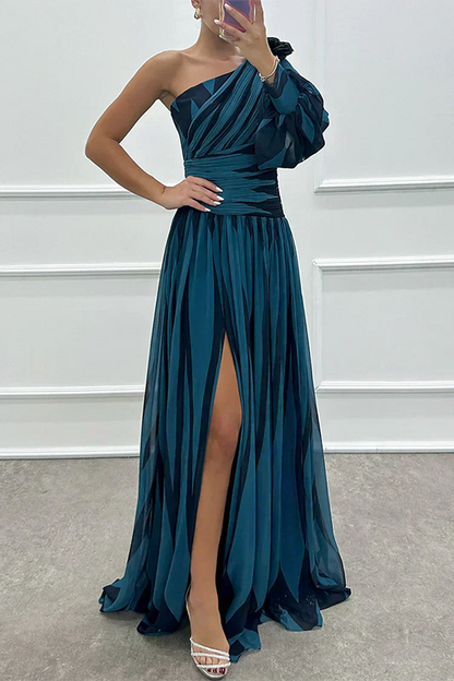 Shiloh - Dress Maxi Elegant to Stripes with A Shoulder