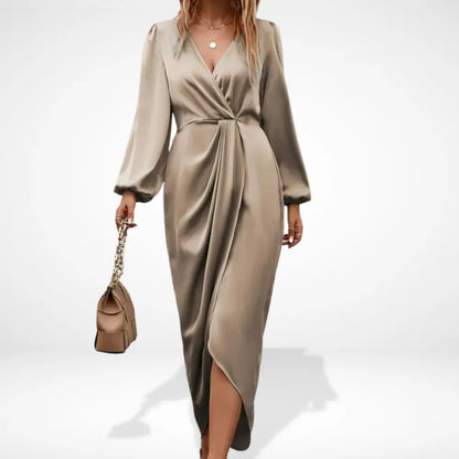 Martina | Dress of night midi with drapeado central