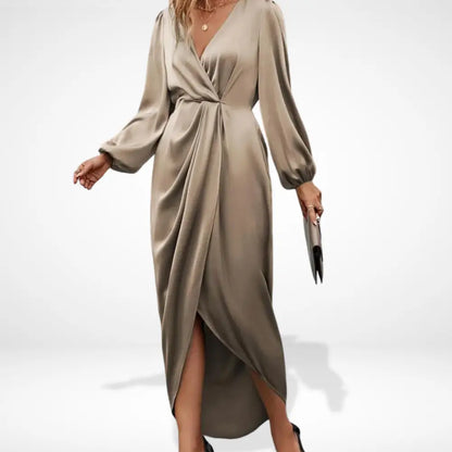 Martina | Dress of night midi with drapeado central