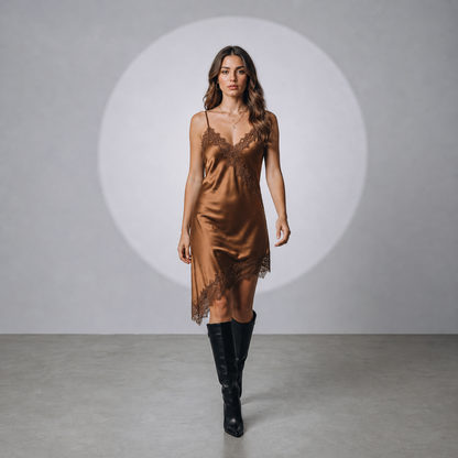 Noa™ | Dress Lencero Satin with Encaje Black