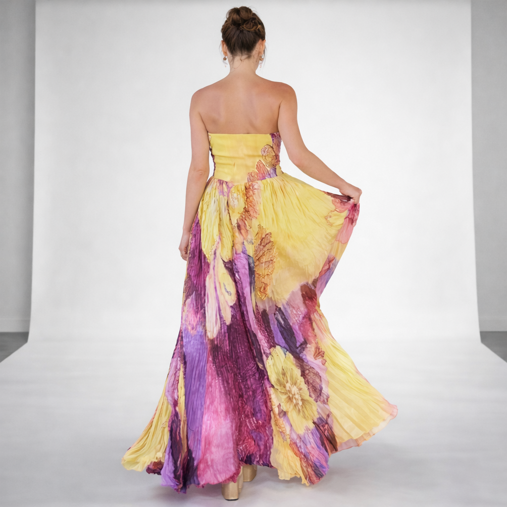 Valentina™ Dress | Pleated that Flatters and Suaviza the Silhouette