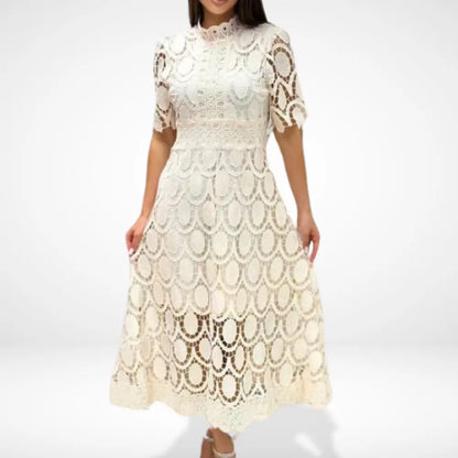 Via | Dress long with lace elegant