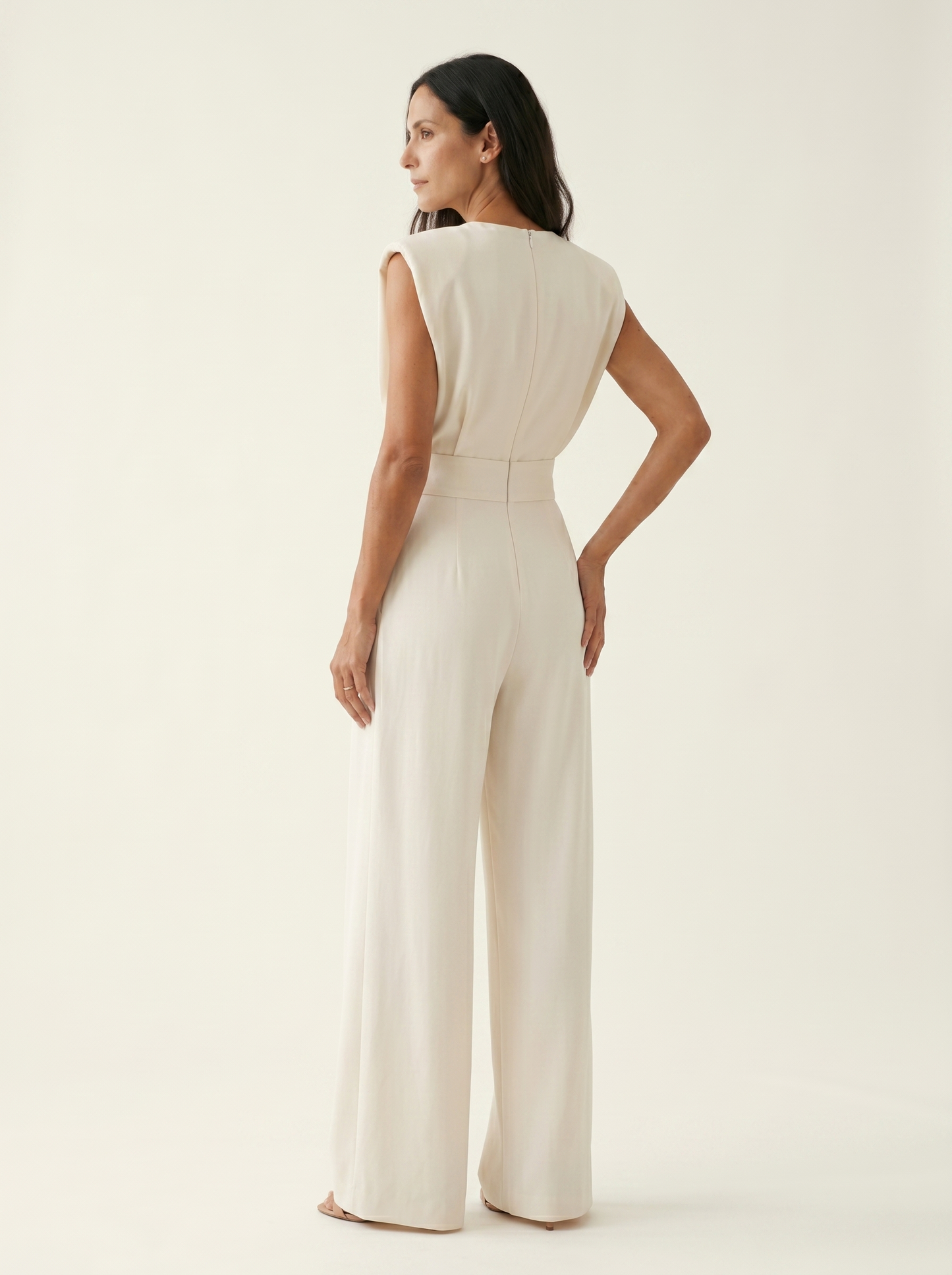 Valeria™ | Set with Belt Minimalist that Defines Your Style