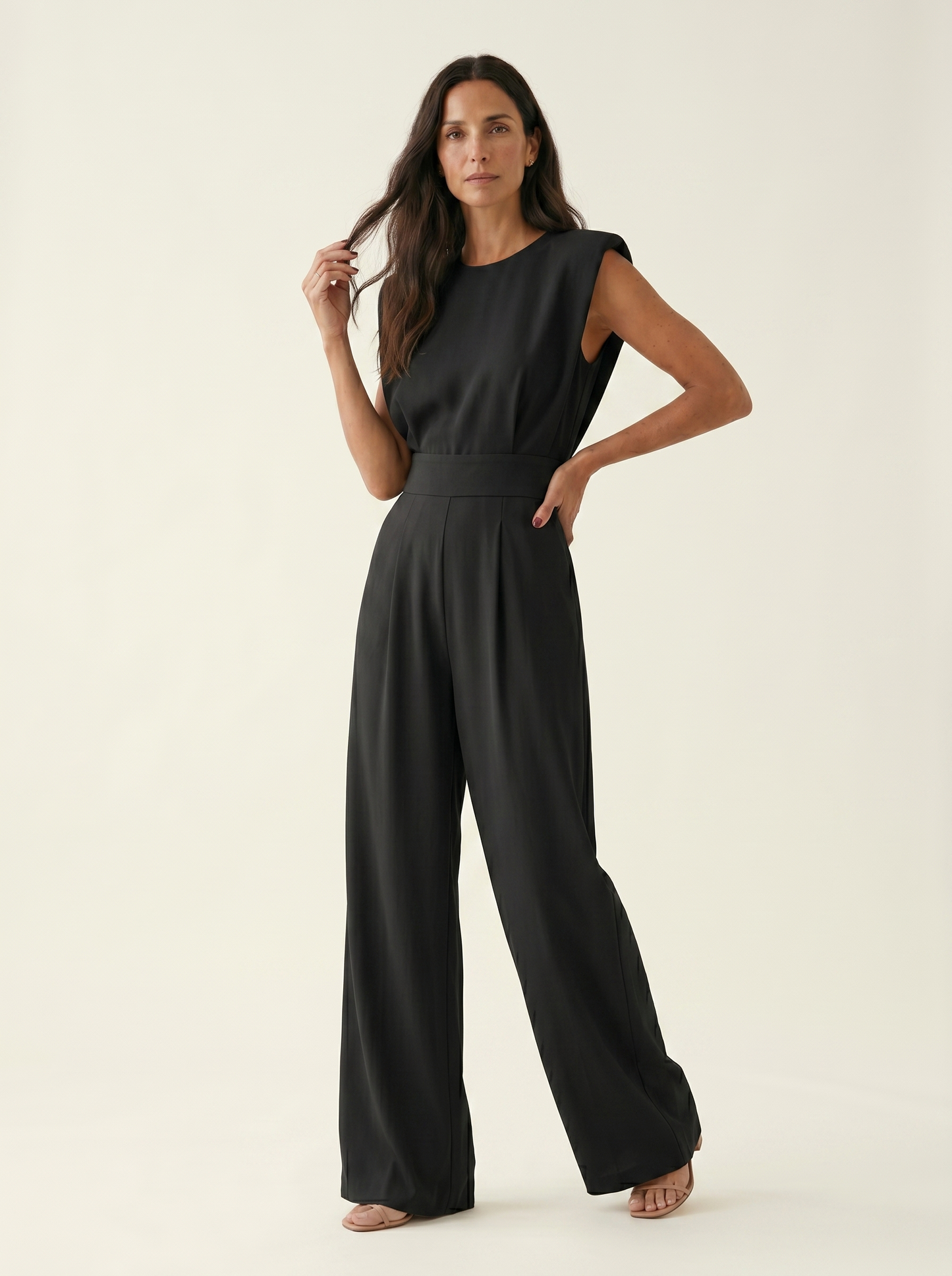 Valeria™ | Set with Belt Minimalist that Defines Your Style