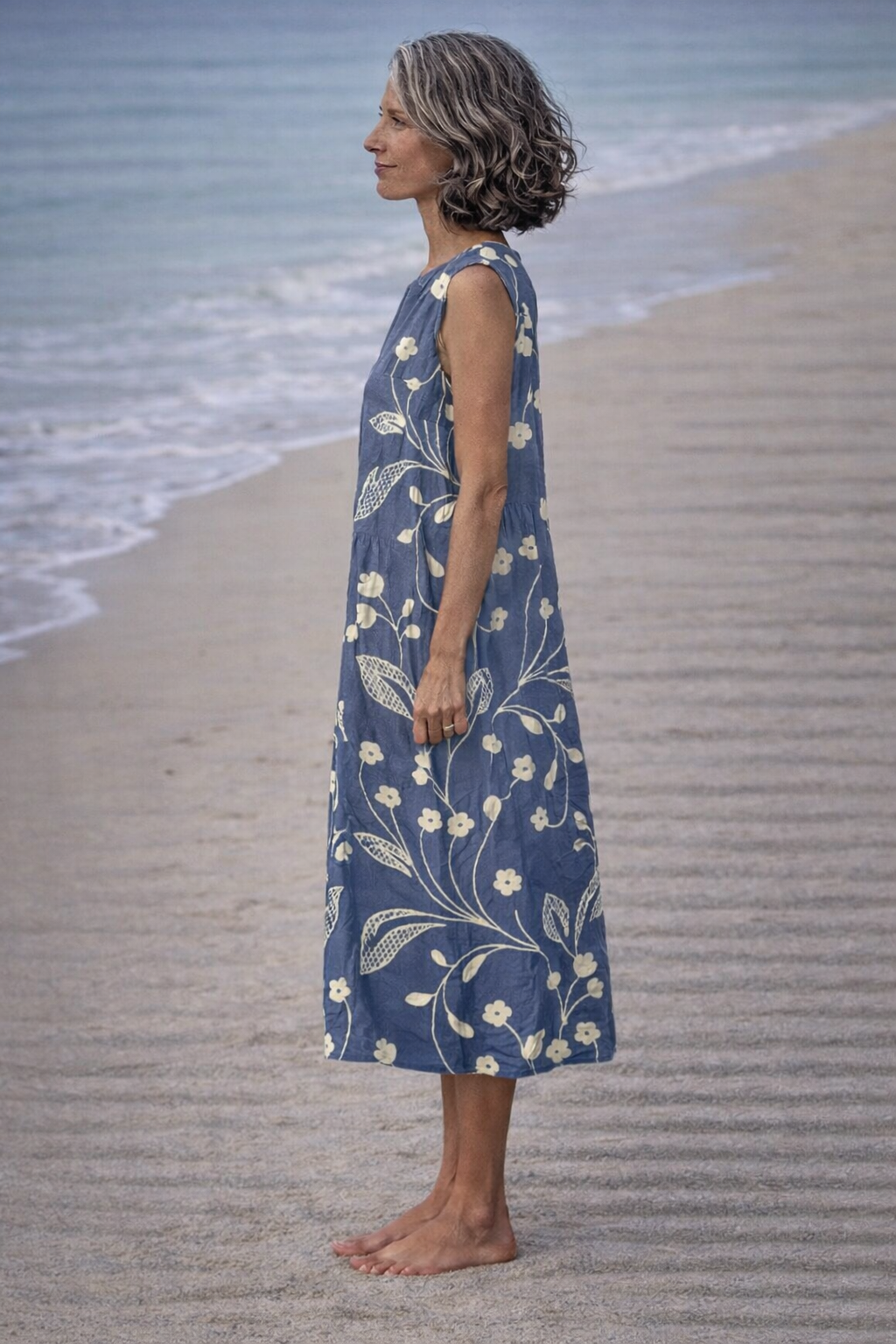 Estela | Dress midi without sleeves with flowers vintage