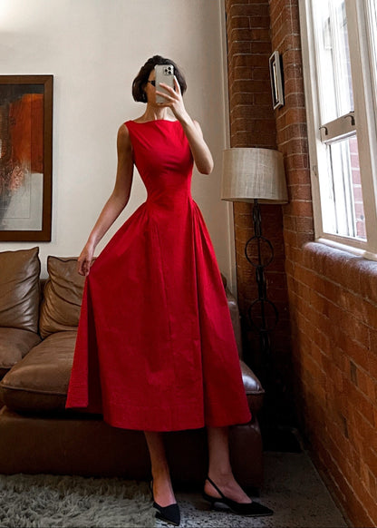 Loreto™ Dress | Elegance eterna in red