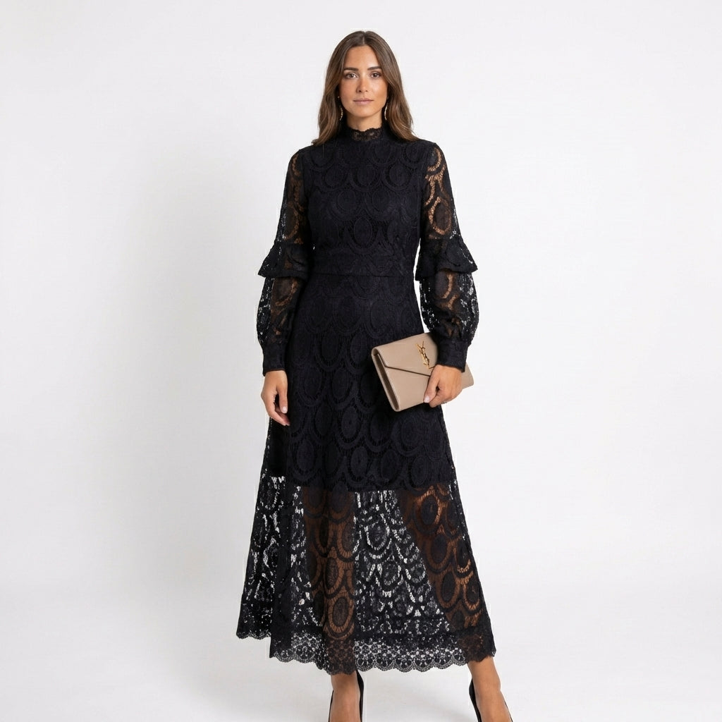 Via | Dress long with lace elegant
