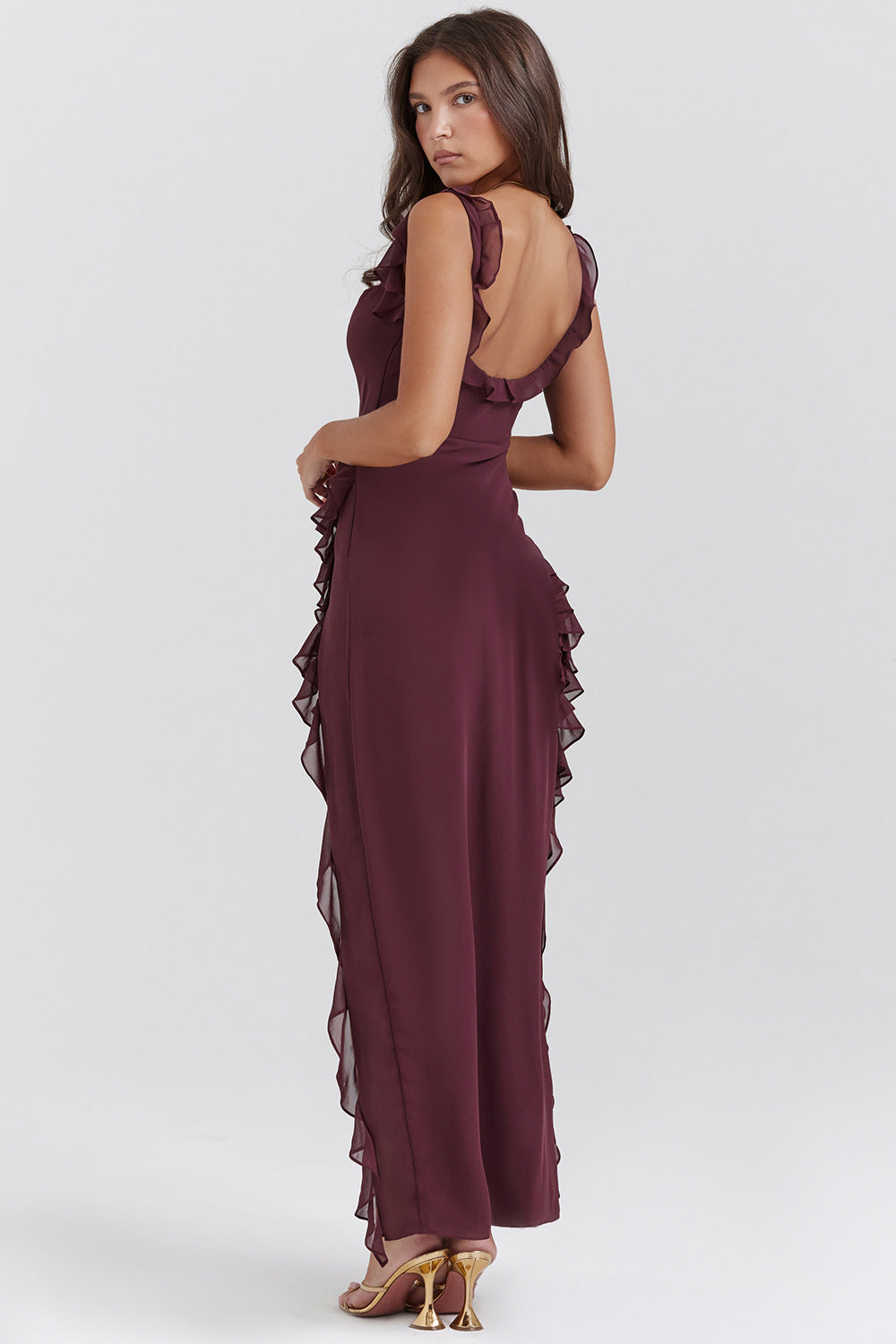 Dress Ali™ - Lightness and movement with details ruffles