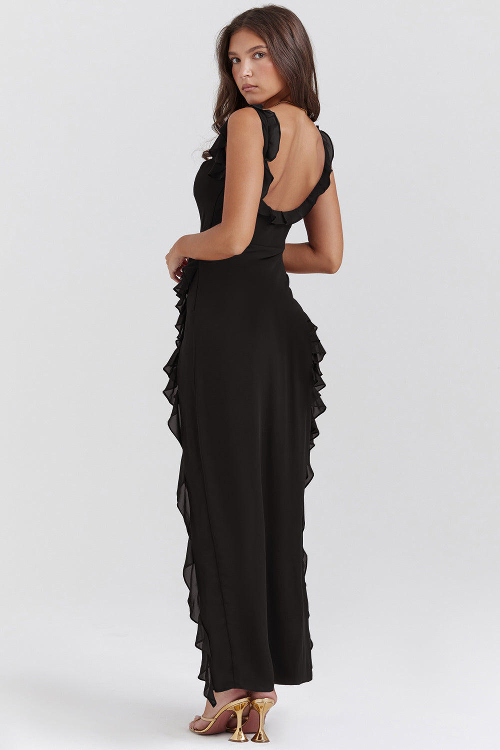 Dress Ali™ - Lightness and movement with details ruffles
