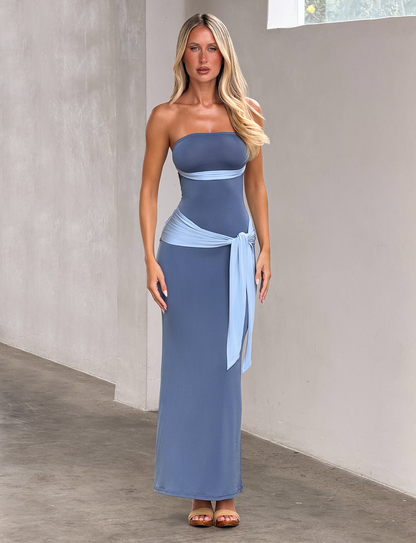 Rocío™ Dress | Elegance flowing and silhouette sculpted