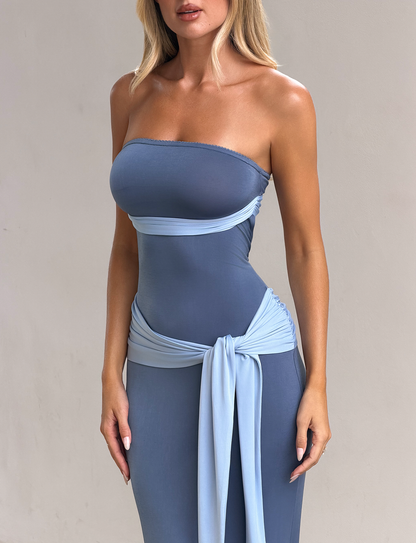Rocío™ Dress | Elegance flowing and silhouette sculpted