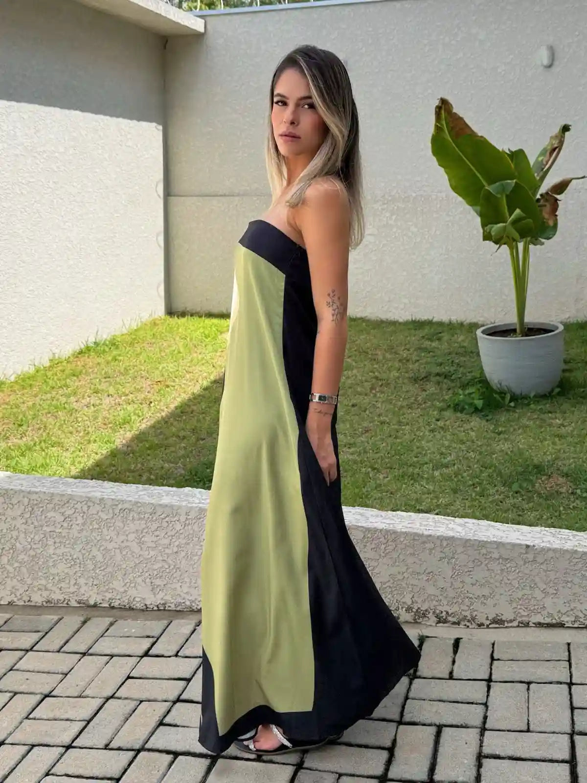Carla™ Dress | Freshness and elegance for all days