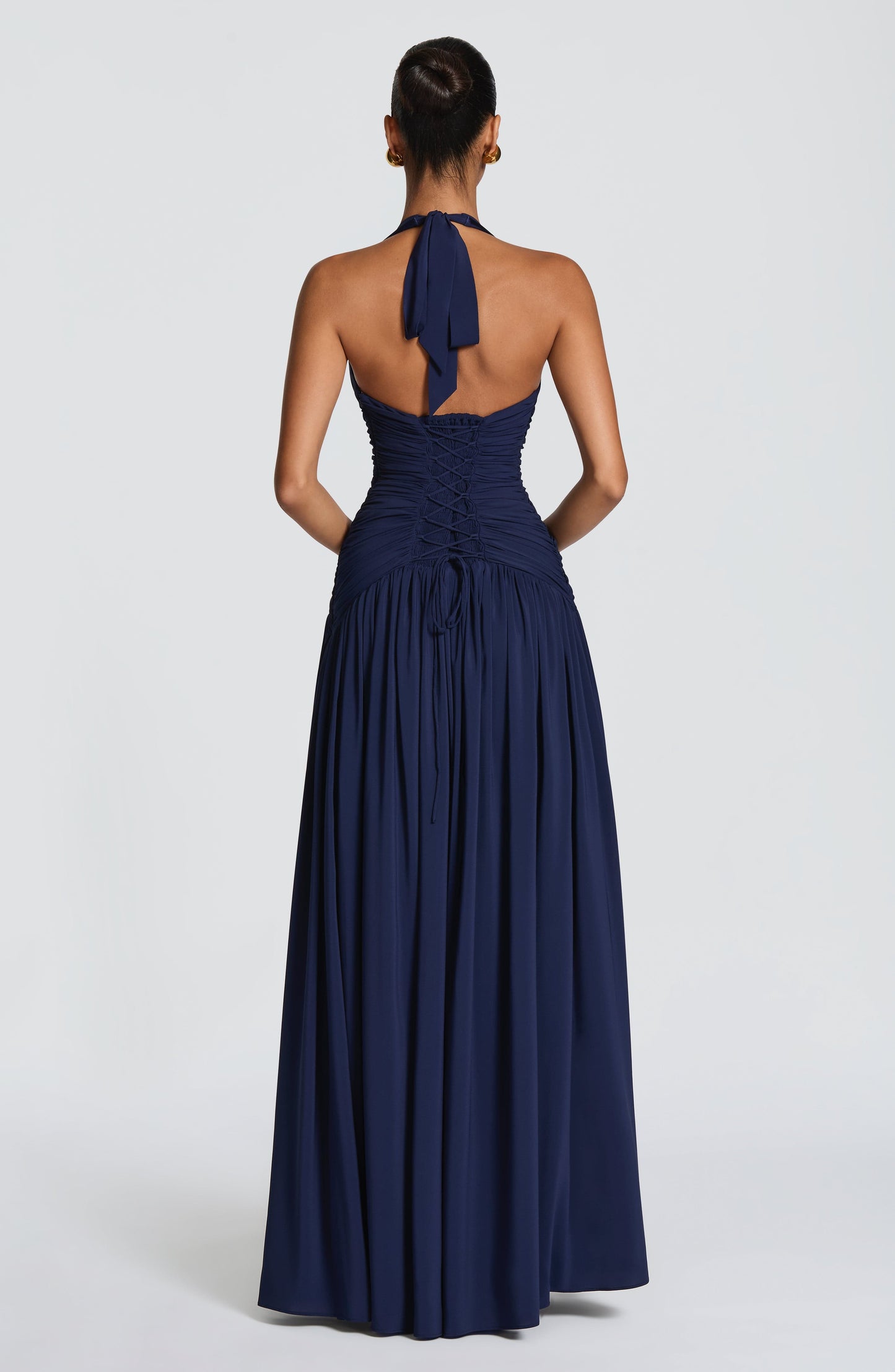 Martina™ Dress | Elegance flowing with neckline halter