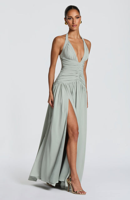 Martina™ Dress | Elegance flowing with neckline halter