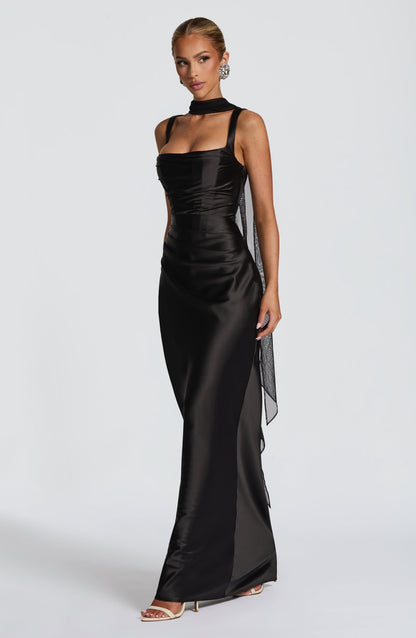 Silvia ™ Dress | Elegance satin with structure refined