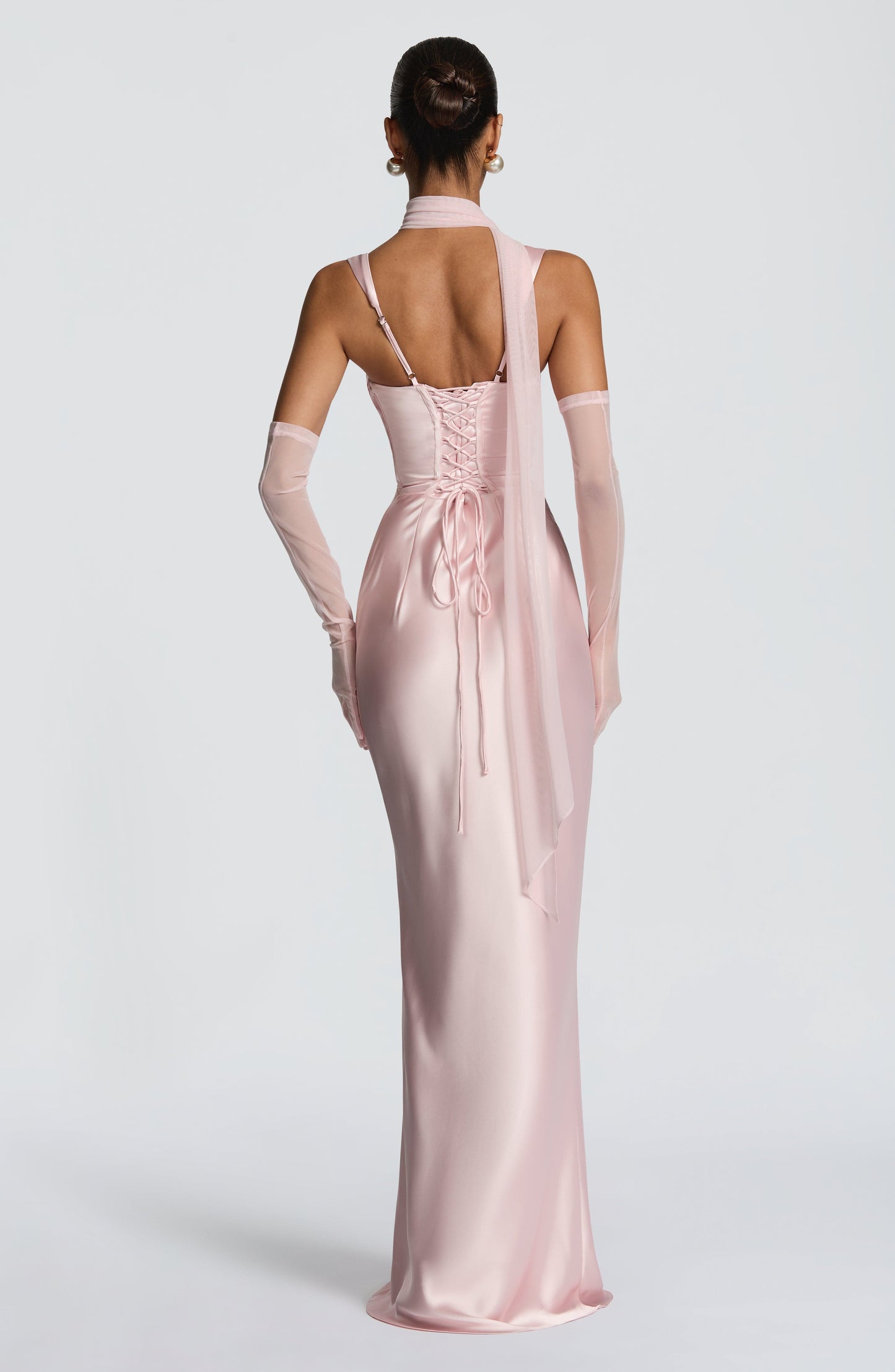 Silvia ™ Dress | Elegance satin with structure refined