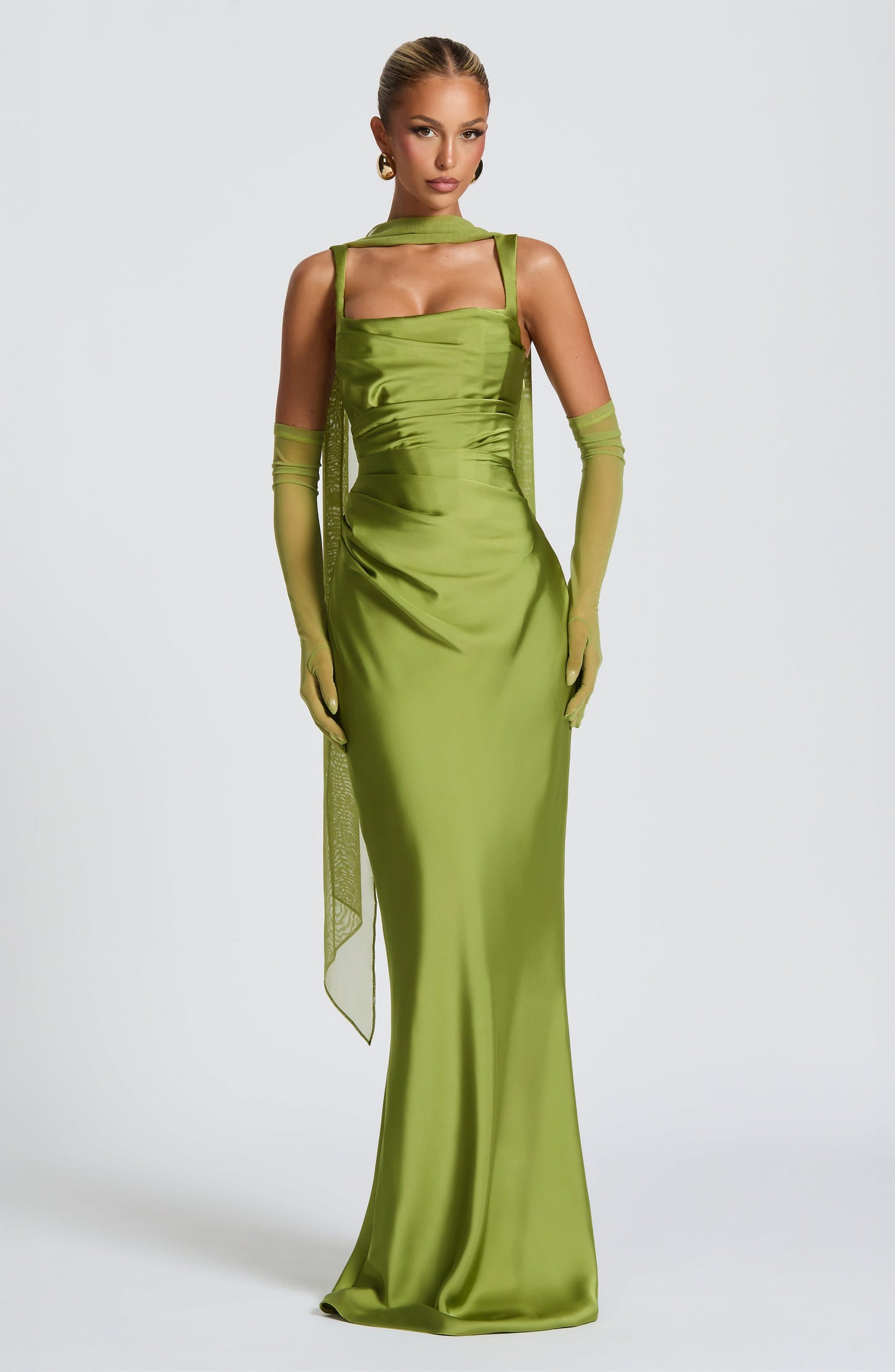 Silvia ™ Dress | Elegance satin with structure refined