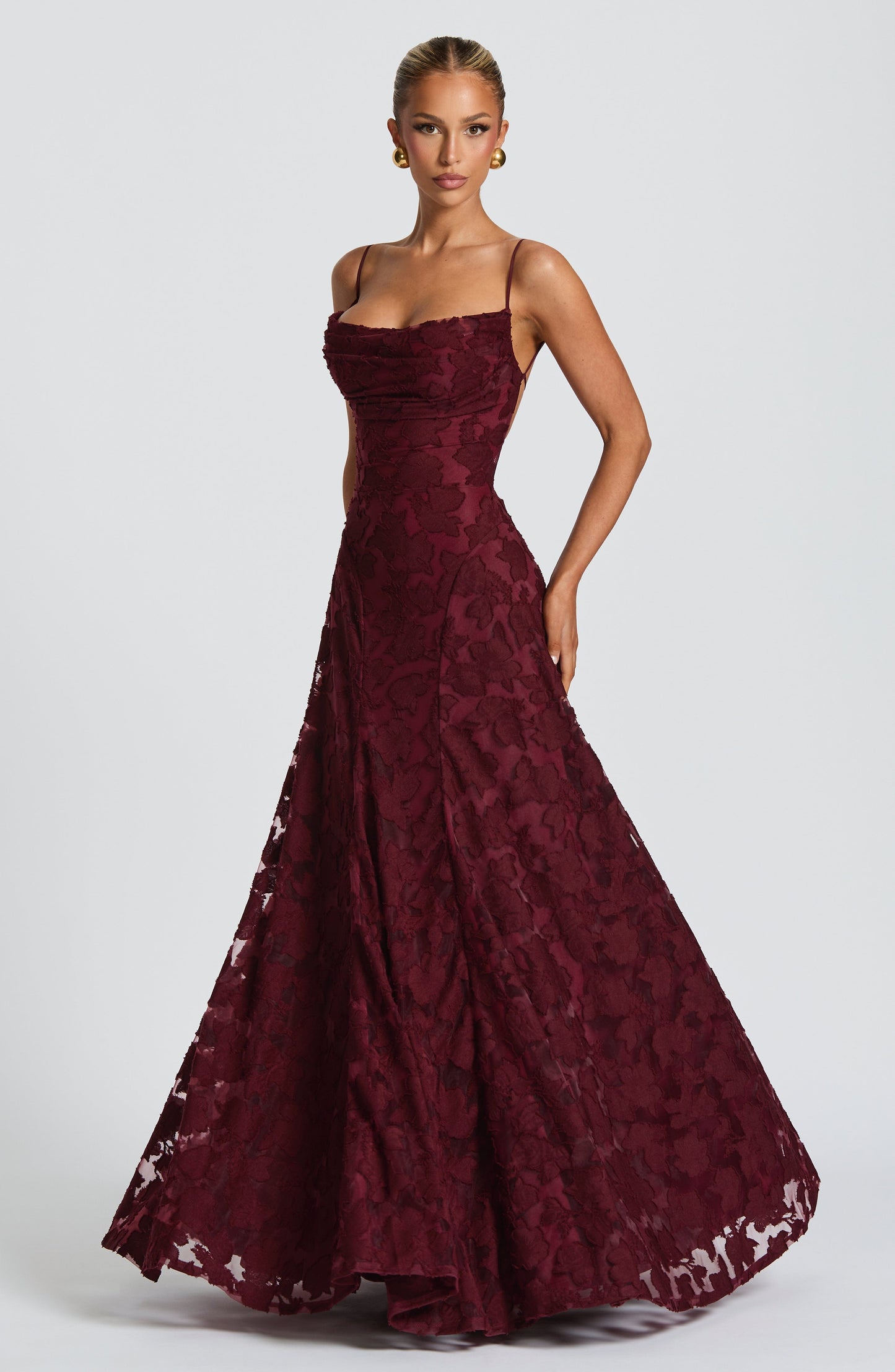 Manuela™ Dress | Elegance flowing with finish sophisticated