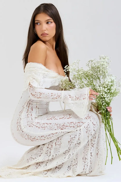 Emma™ Dress | Elegance romantic in its maximum expresión