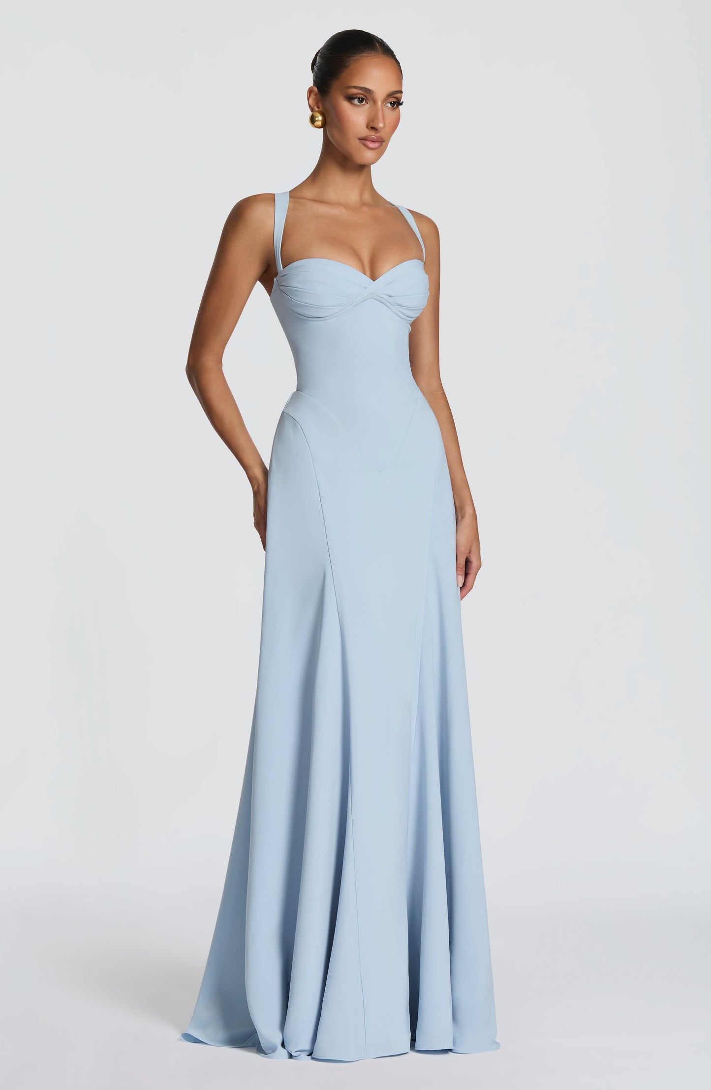 Leire™ Dress | Elegance flowing with neckline sweetheart