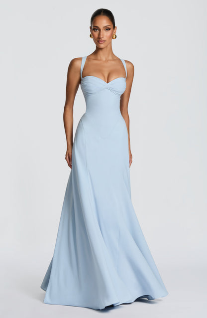 Leire™ Dress | Elegance flowing with neckline sweetheart