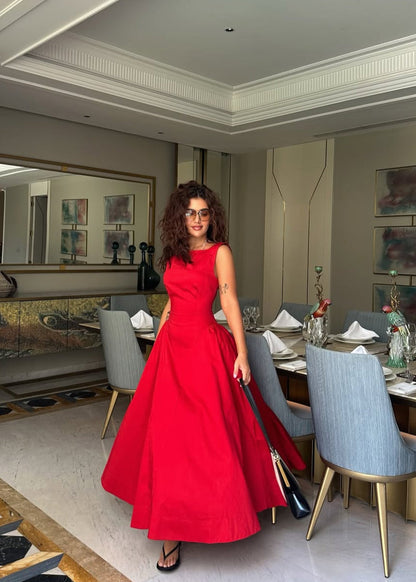 Loreto™ Dress | Elegance eterna in red
