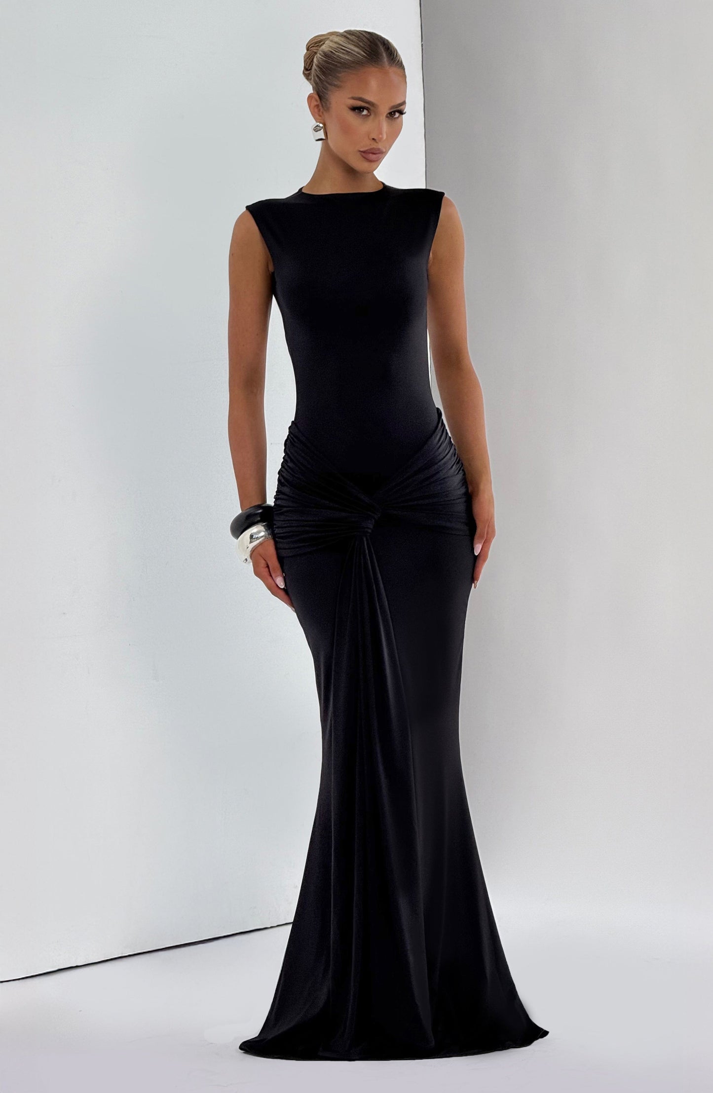 Carbajo™ Dress | Silhouette elegant with drapeado sculptural
